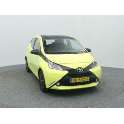 Toyota Aygo 1.0 VVT-i X-Cite Limtied | Two-tone kleur | Lich