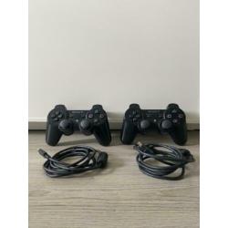 PS3 incl doos/handleiding + 2 controllers, 2 opladers,