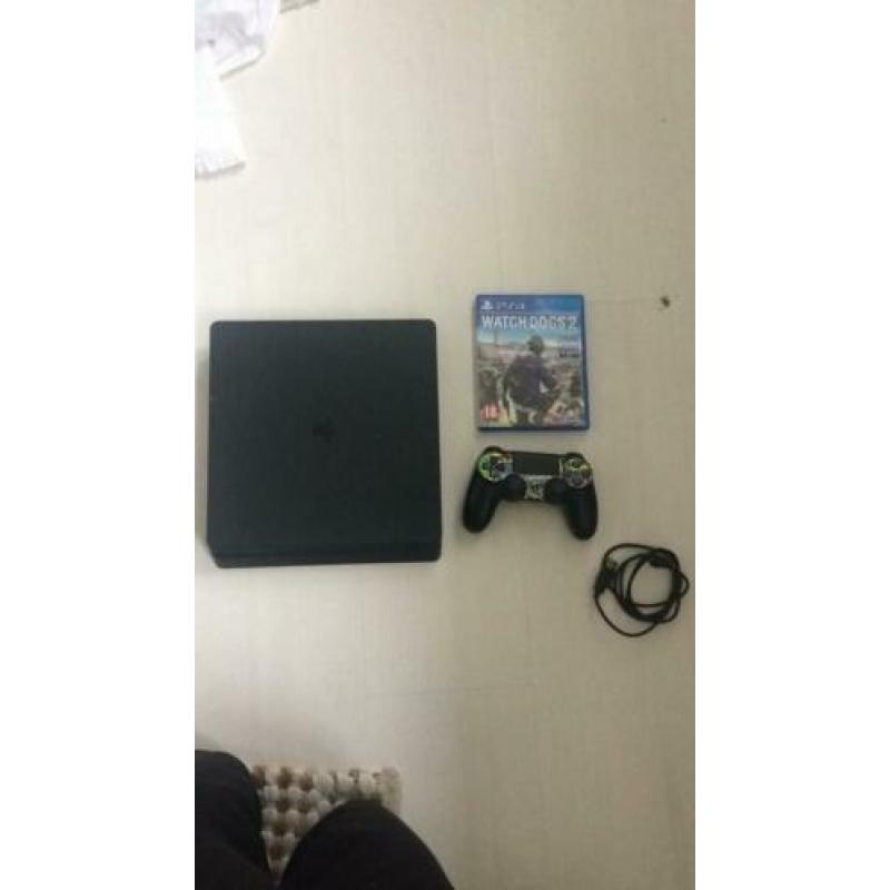 PlayStation 4 Slim (500 GB)