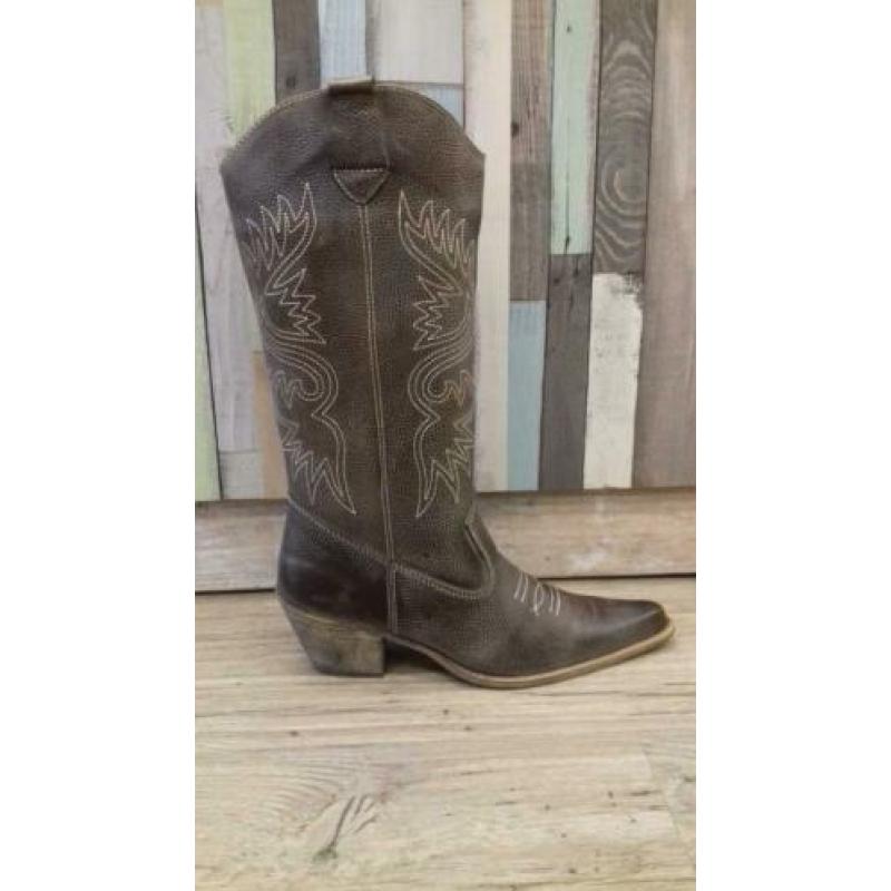 Nieuwe leren western/cowboy laarzen maat 37 € 30.00