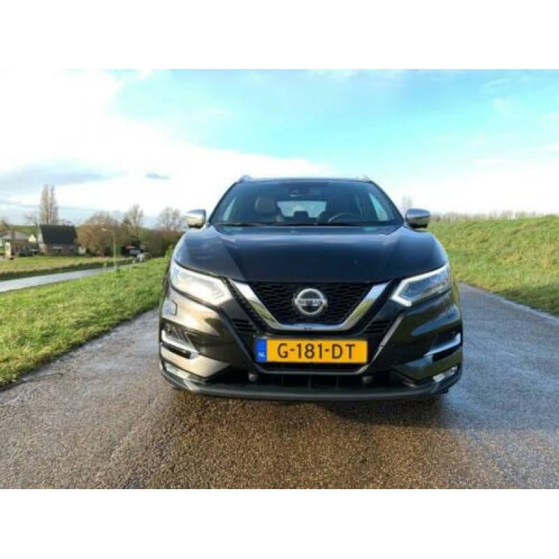 Nissan Qashqai 1.3 DIG-T Tekna + Allerluxste uitvoering.