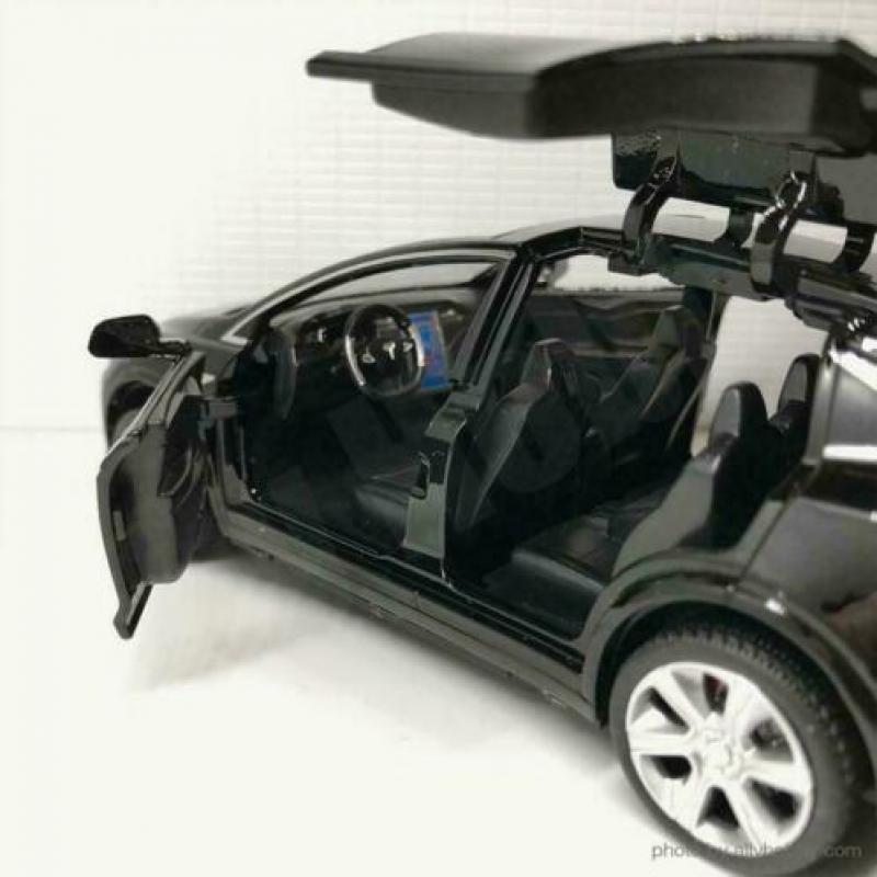 Tesla Model X - Schaalmodel 1:32