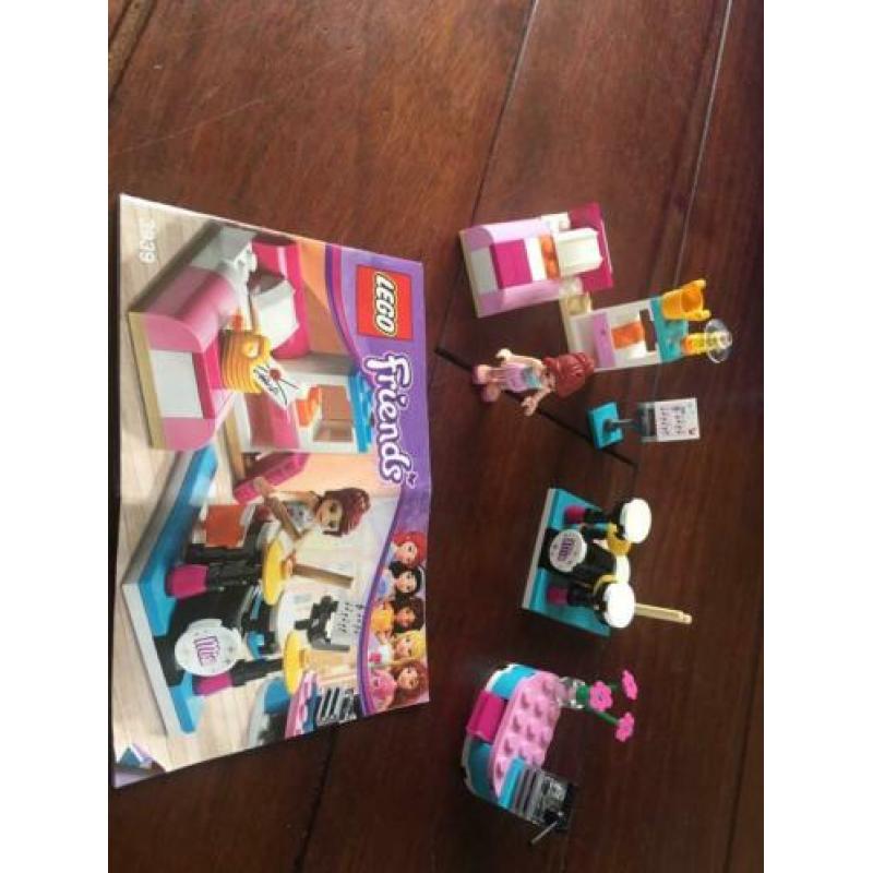 3939 41000 en 41003 Lego Friends paard, waterski en drummer