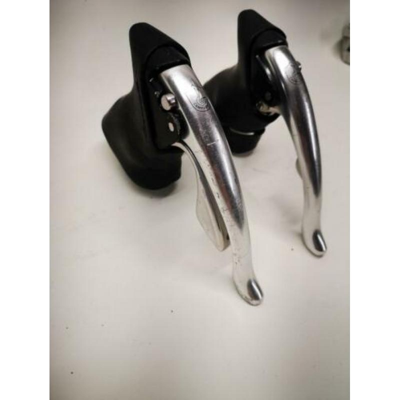 campagnolo chorus ergopowers shifters