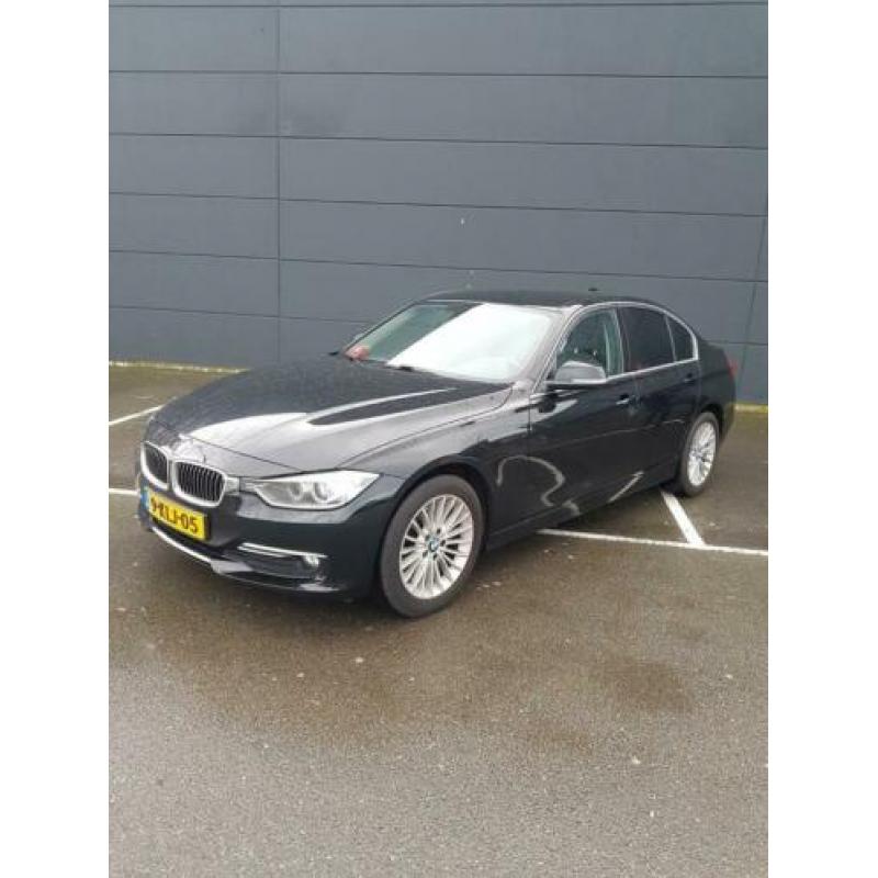 BMW 3-Serie 1.6 316I 2013 Zwart Luxury Line