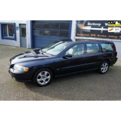 Volvo V70 2.4D automaat cruisecontrol, lichtmetaal,