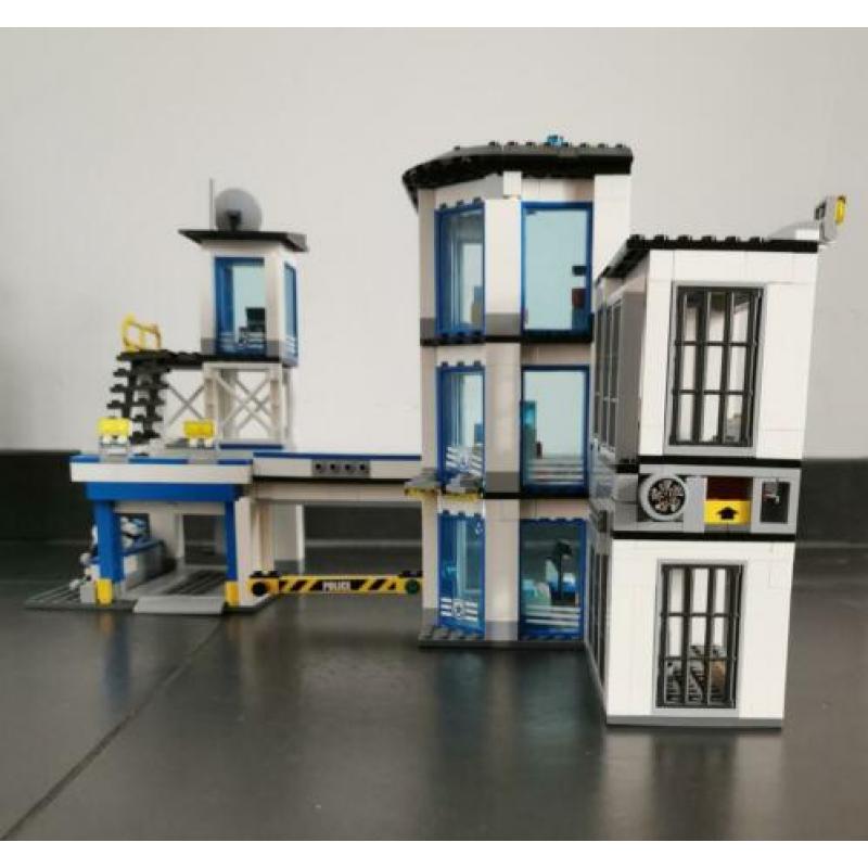 Lego City 60141 politiebureau