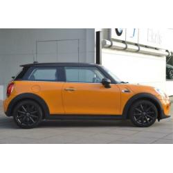 MINI 3-deurs Cooper Salt (bj 2014)