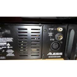 Alesis RA300 Reference Amplifier / Versterker