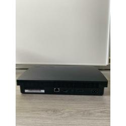 PS3 incl doos/handleiding + 2 controllers, 2 opladers,