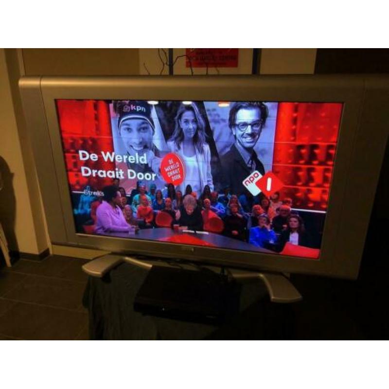 TV televisie 37 inch/ 94 cm, inclusief Humaxbox