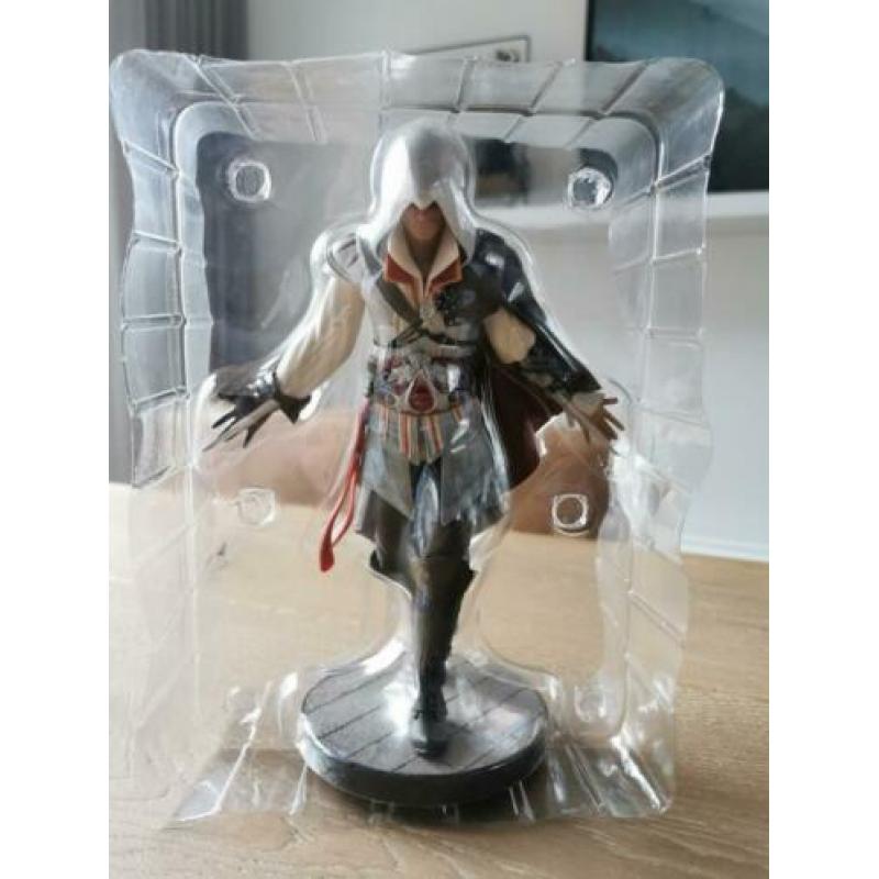 Assassins Creed II (2) figurine / beeldje / statue