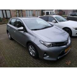 Toyota Auris 1.8 Hybrid 73KW 5D 2013 Grijs