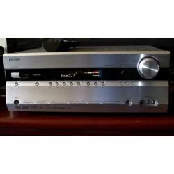 Onkyo av-tx 606 versterker /receiver met hmdi en afstandbed.