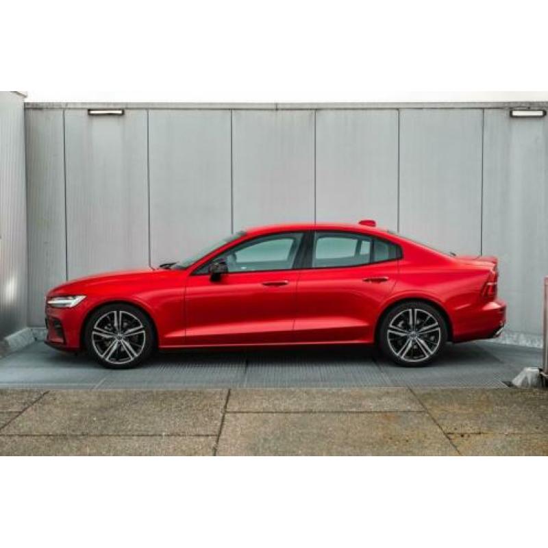 Volvo S60 T4 190pk Geartronic R-Design | Maak kennis met dez