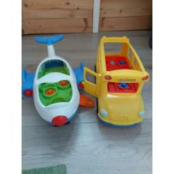 Fisher-Price schoolbus en vliegtuig van Little People