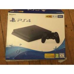 Playstation 4 slim + controller - FIFA20/17/16+Battleborn