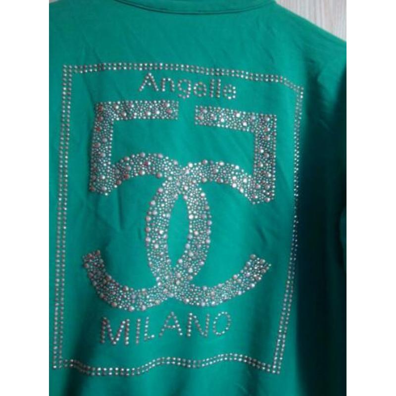 Groen vest met glitter opdruk. Maat XL