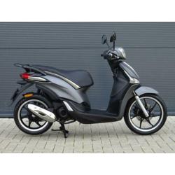 Piaggio Liberty S 50i 4T 45 km mat grijs 2018 nette staat