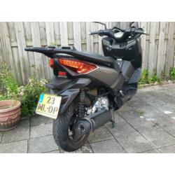 Yamaha X-max 250i iron-max in nieuwstaat full opties T-max