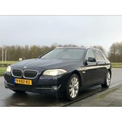 BMW 5-Serie 3.0 f11 530D Touring AUT 2011 Blauw nw APK