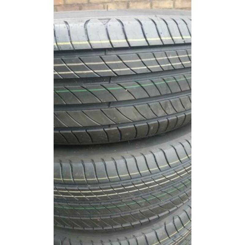 Nieuw michelin primacy 4 - 215/65 r17  103v xl dot 4319