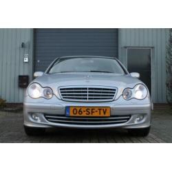 Mercedes-Benz C-klasse 180 K. Elegance Xenon.Navi.Sport edit