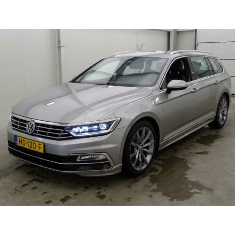 Volkswagen Passat Variant 1.6 TDI DSG R-Line Leer/18inch Ori