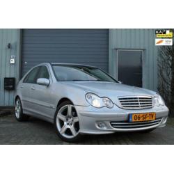 Mercedes-Benz C-klasse 180 K. Elegance Xenon.Navi.Sport edit