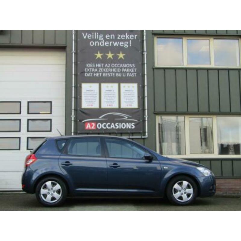 Kia Cee'd 1.4 CVVT X-tra 5 Deurs, Airco, NED Auto