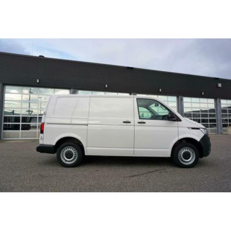 Volkswagen Transporter 6.1 | 28 | 2.0 TDI 150PK | L1H1 | COM