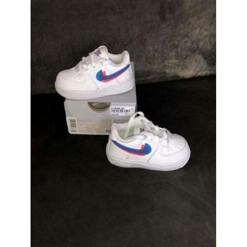 Nike kids sneaker maat 21