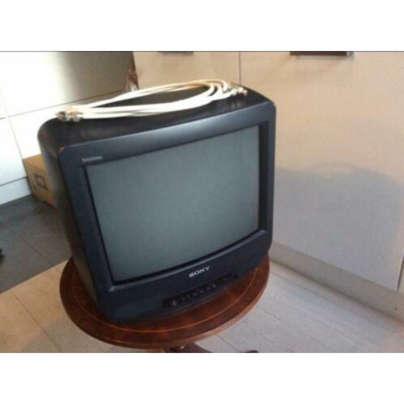 Kleurentelevisie kleinbeeld Sony Trinitron + afst. bed.