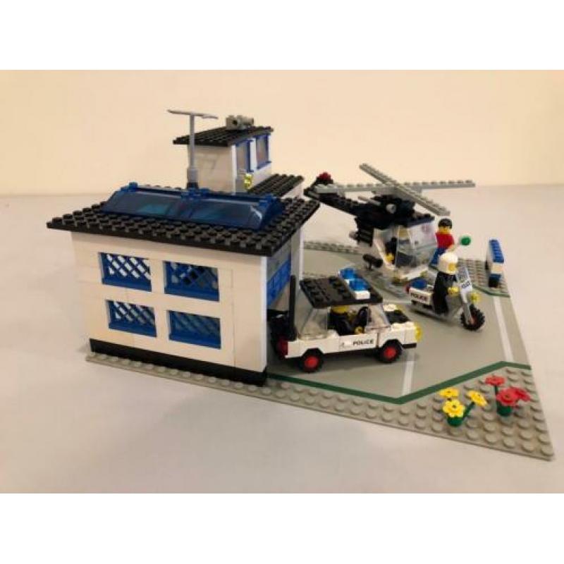 Vintage lego set #6384 - Police Station uit 1983