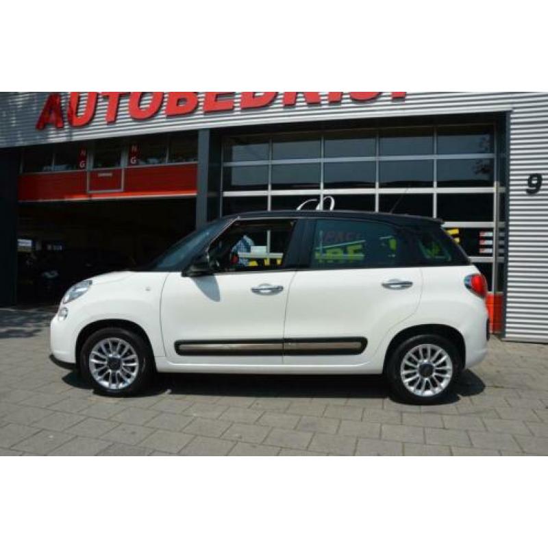 Fiat 500 L 0.9 TwinAir Lounge Eco Panorama-dak I Navigatie I