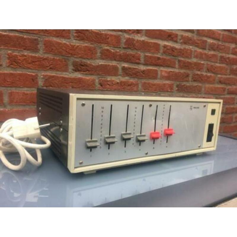 Vintage Philips LBB250 omroep mengversterker