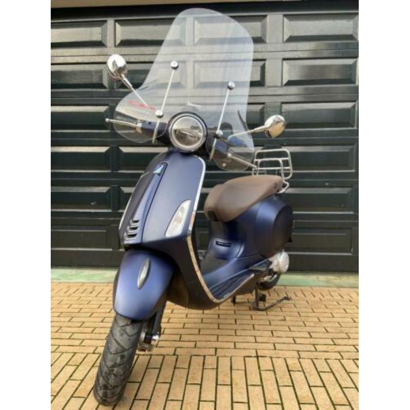 Vespa Primavera S 25 KM E4