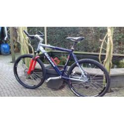 Mountainbike GAZELLE SKY HAWK MET SCHIJFREMMEN!!!