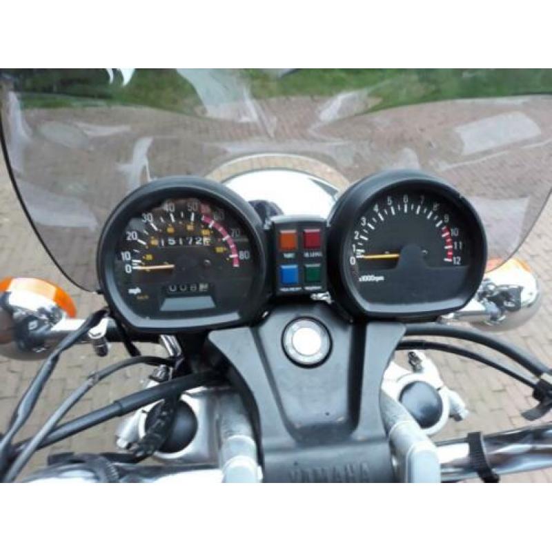 Yamaha xj550 Maxim met 15.200miles 1982 4-cil. semi chopper