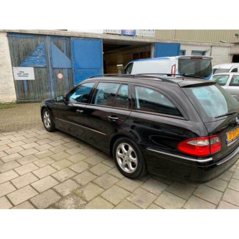 Mercedes-Benz E-klasse Estate 220 CDI Avantgarde