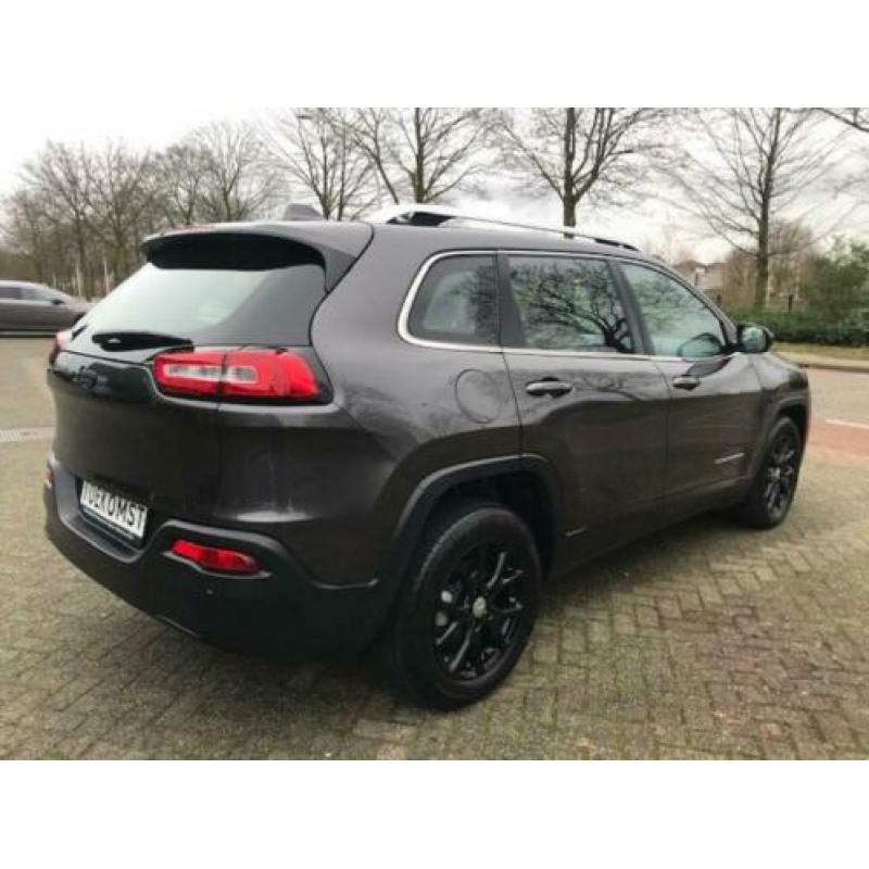 Jeep CHEROKEE 2.0 LONGTITUDE Leder Navigatie Multimedia USB