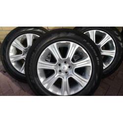 R-R-EVOQUE * HAGEL NIEUWE SET 235/60/R18 FOR-SESASONS 9mm !!