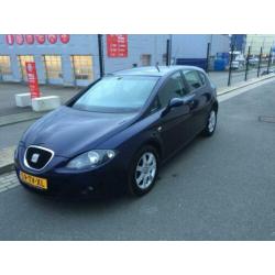 Seat Leon 2.0 TDI 16V 103KW BKD AUT 2007 Blauw