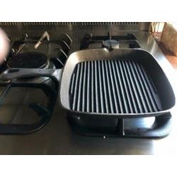 Zware gietijzeren grill pan, ouderwetse topkwaliteit.