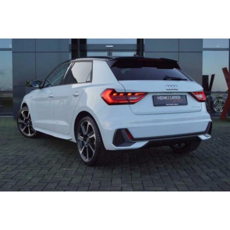 Audi A1 Sportback S-Line 30 TFSI S-tronic / Navi / LED /18''