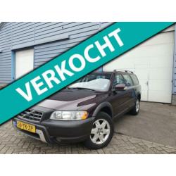 Volvo XC70 2.5 T Kinetic FULL OPTIONS,NAVI,CRUISE,PSENSOR, 3