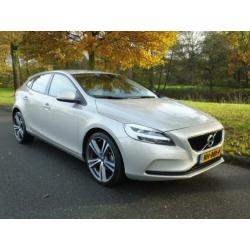 Volvo V40 D2 Nordic+ Navigatie/LED/PDC/Dealer ond.