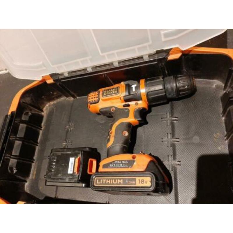 black en decker accu boormachine 18v