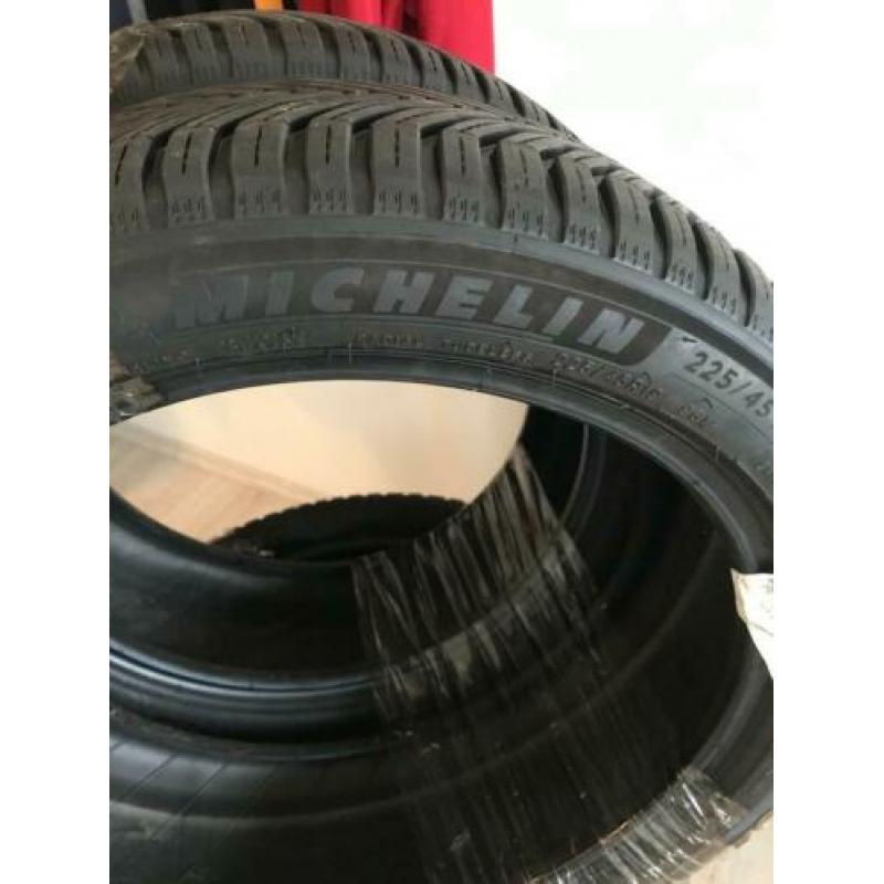 Banden Michelin 225/45/r19