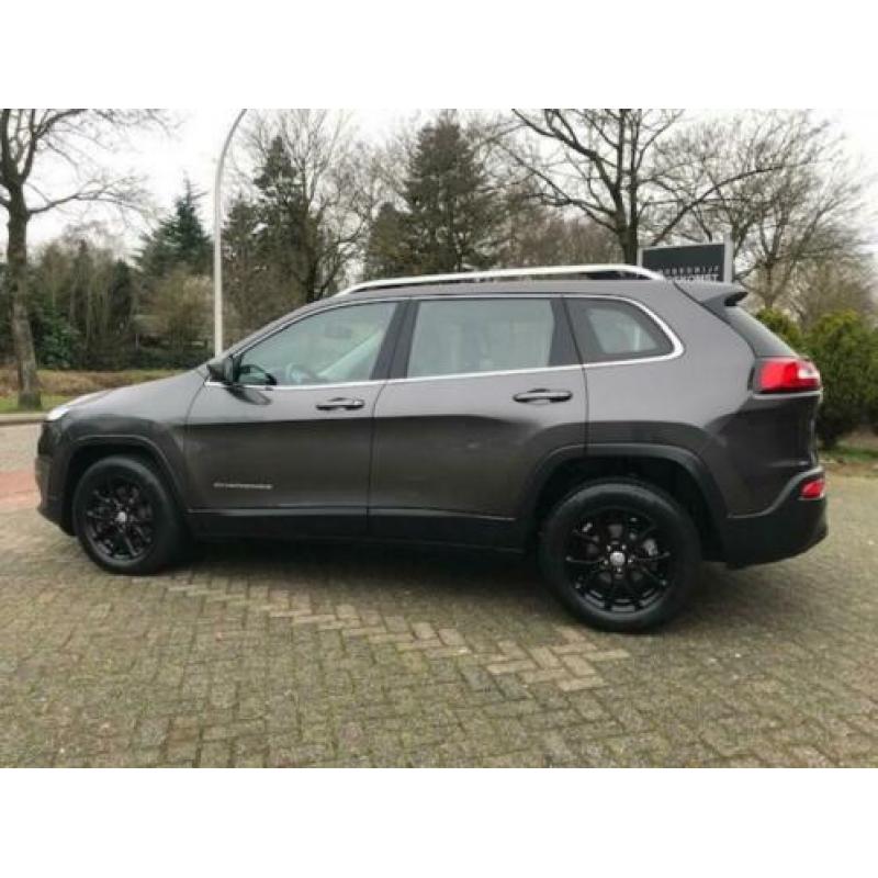 Jeep CHEROKEE 2.0 LONGTITUDE Leder Navigatie Multimedia USB